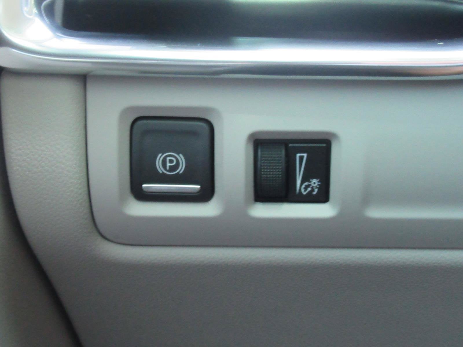 2020 Cadillac XT4 FWD Premium Luxury