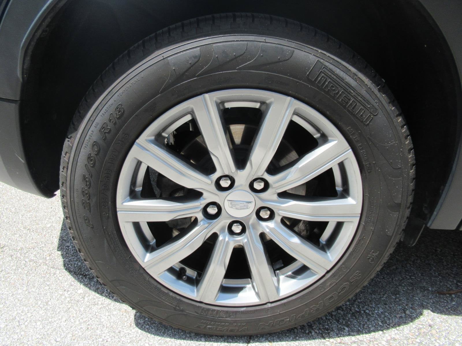 2020 Cadillac XT4 FWD Premium Luxury