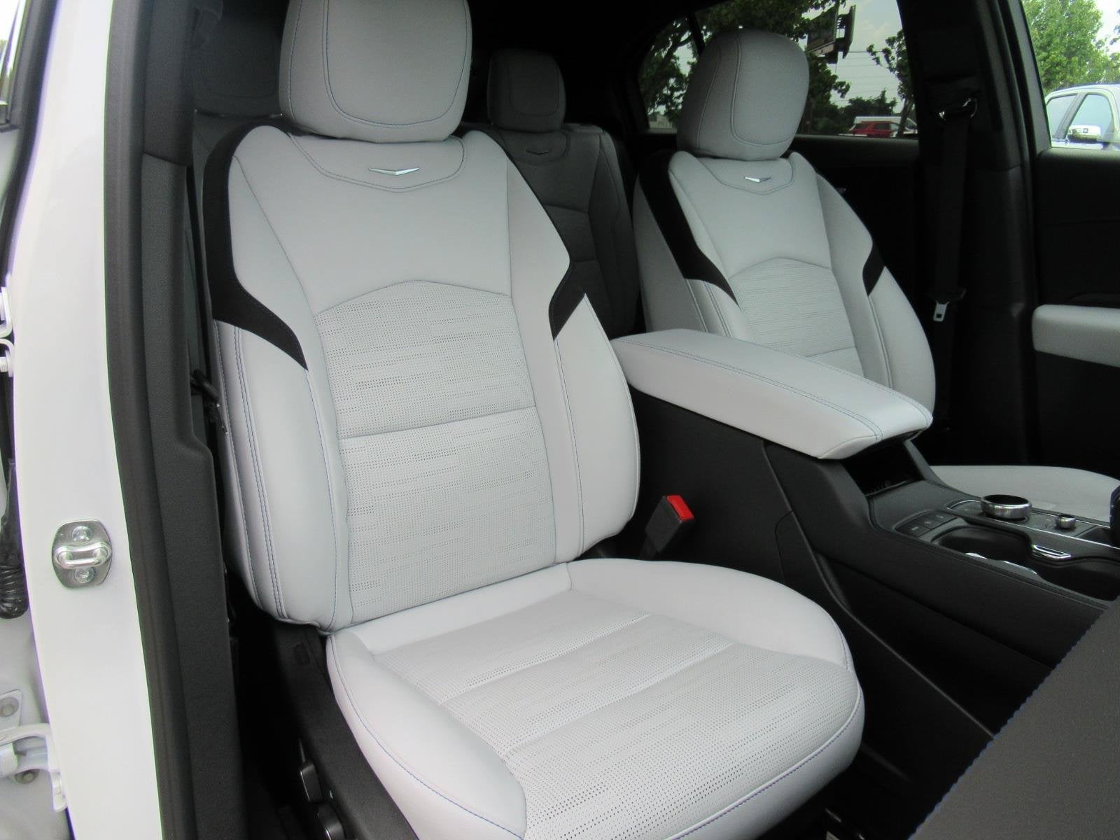 2025 Cadillac XT4 Sport