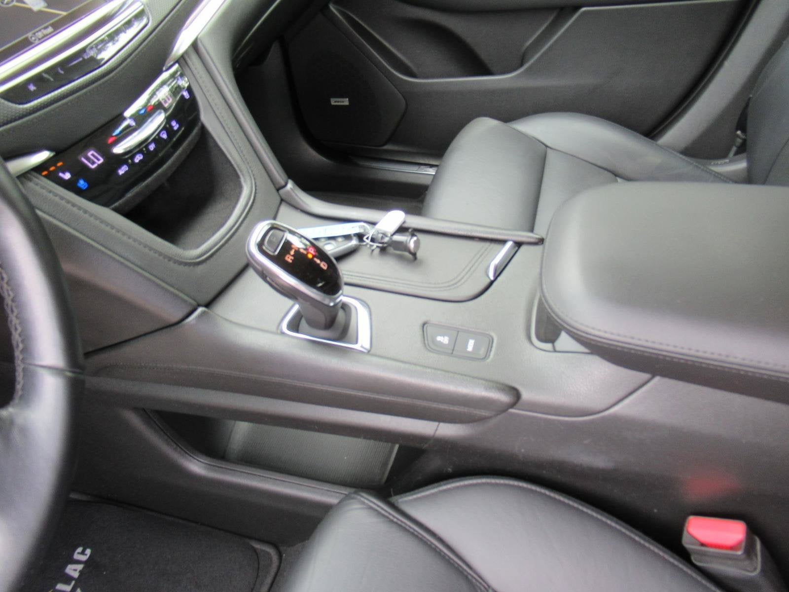 2019 Cadillac XT5 Premium Luxury FWD