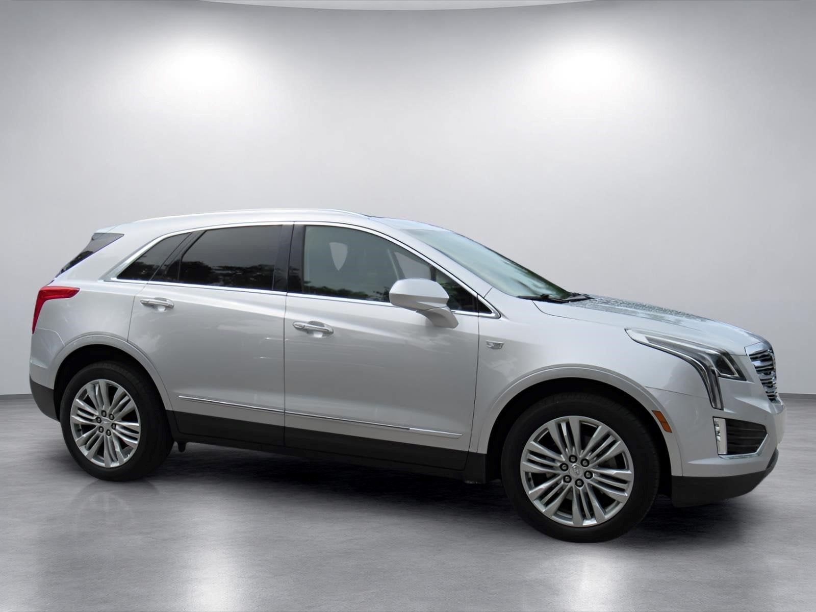 2019 Cadillac XT5 Premium Luxury FWD