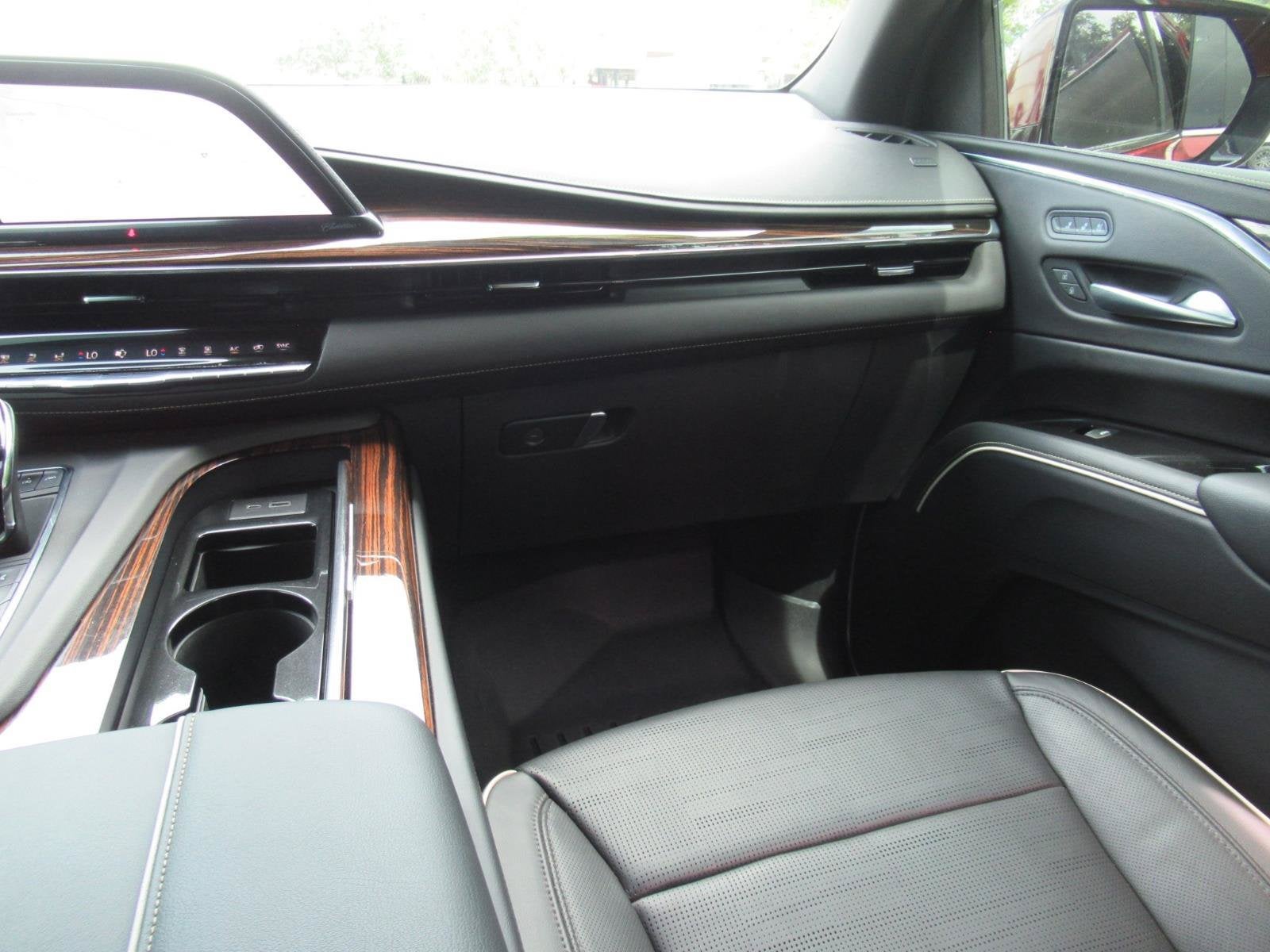 2023 Cadillac Escalade 4WD Premium Luxury