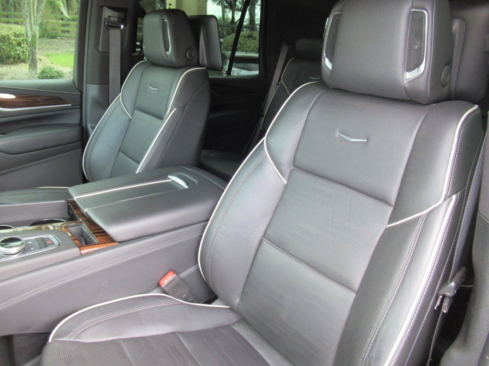 2023 Cadillac Escalade 4WD Premium Luxury