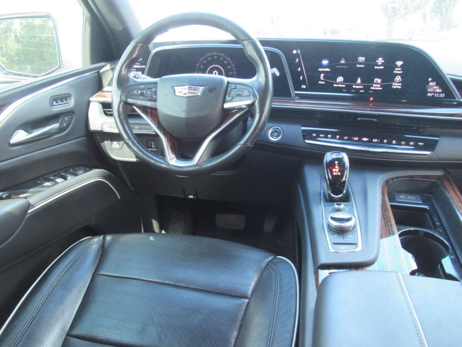 2023 Cadillac Escalade ESV 4WD Premium Luxury