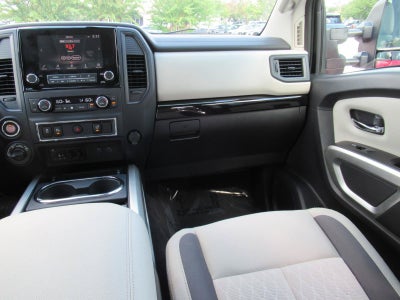 2024 Nissan Titan XD SV