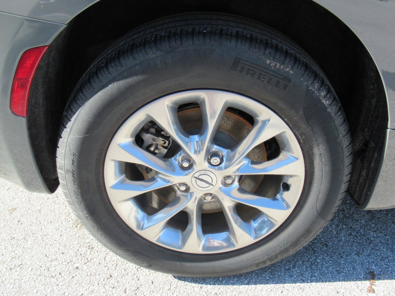 2022 Chrysler Pacifica Touring L