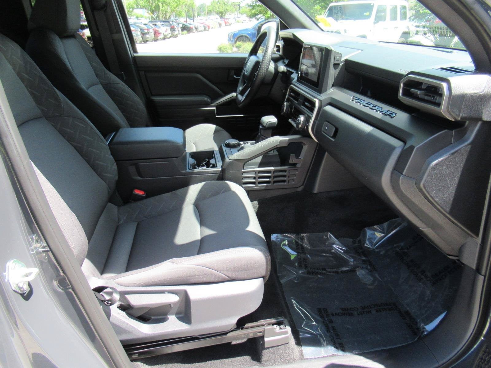2025 Toyota Tacoma 4WD SR