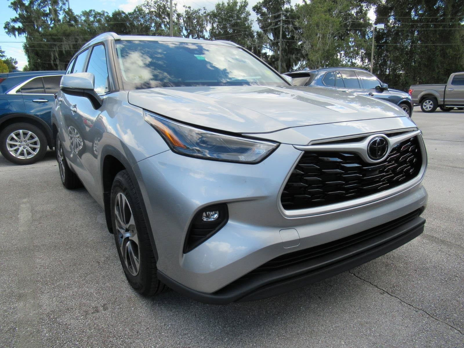 2023 Toyota Highlander L