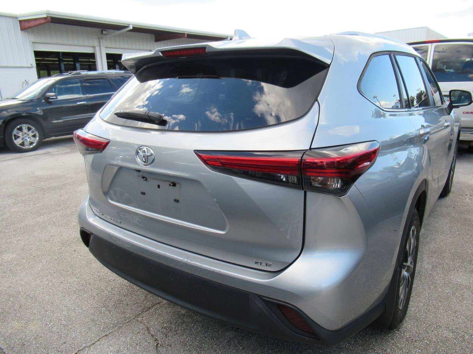 2023 Toyota Highlander L