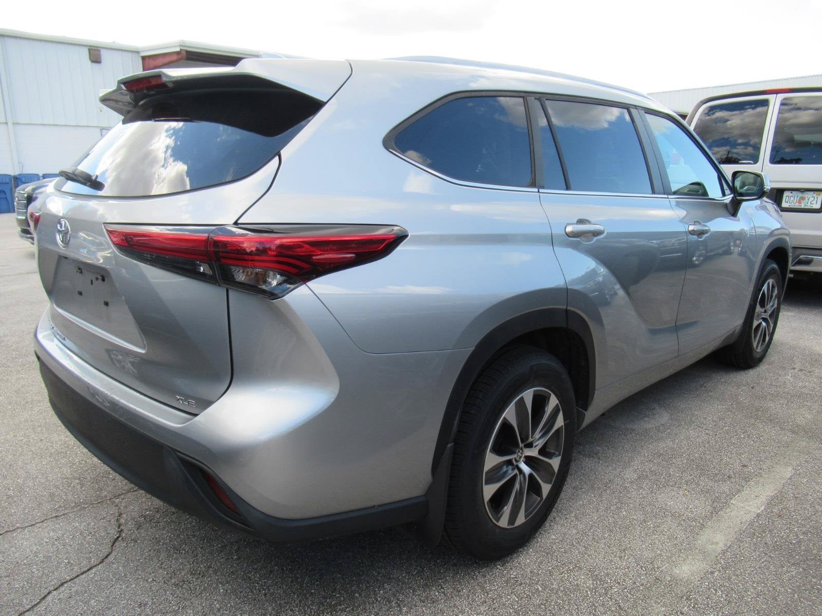 2023 Toyota Highlander L