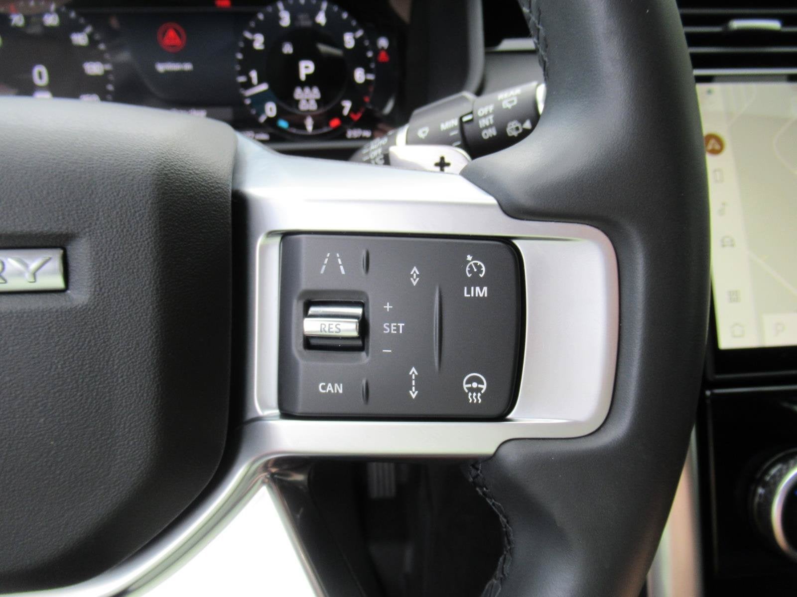2024 Land Rover Discovery S