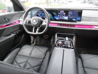2023 BMW 7 Series 740i