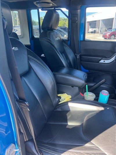 2014 Jeep Wrangler Unlimited Polar Edition