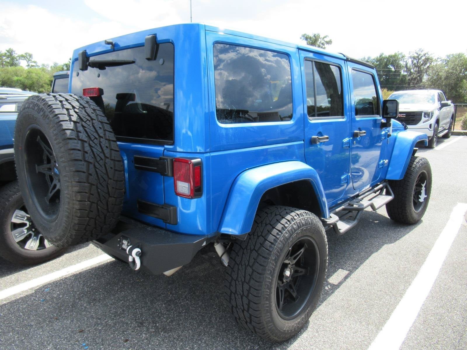 2014 Jeep Wrangler Unlimited Polar Edition