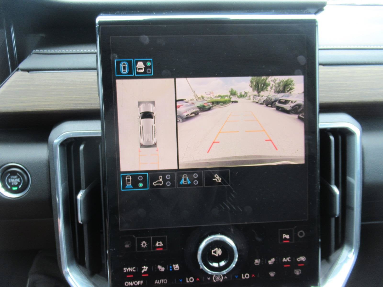 2025 GMC Acadia Denali