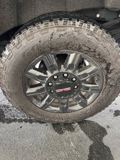 2025 GMC Sierra 3500 HD AT4