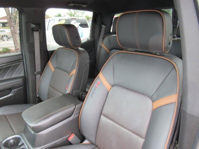 2023 GMC Canyon 4WD AT4