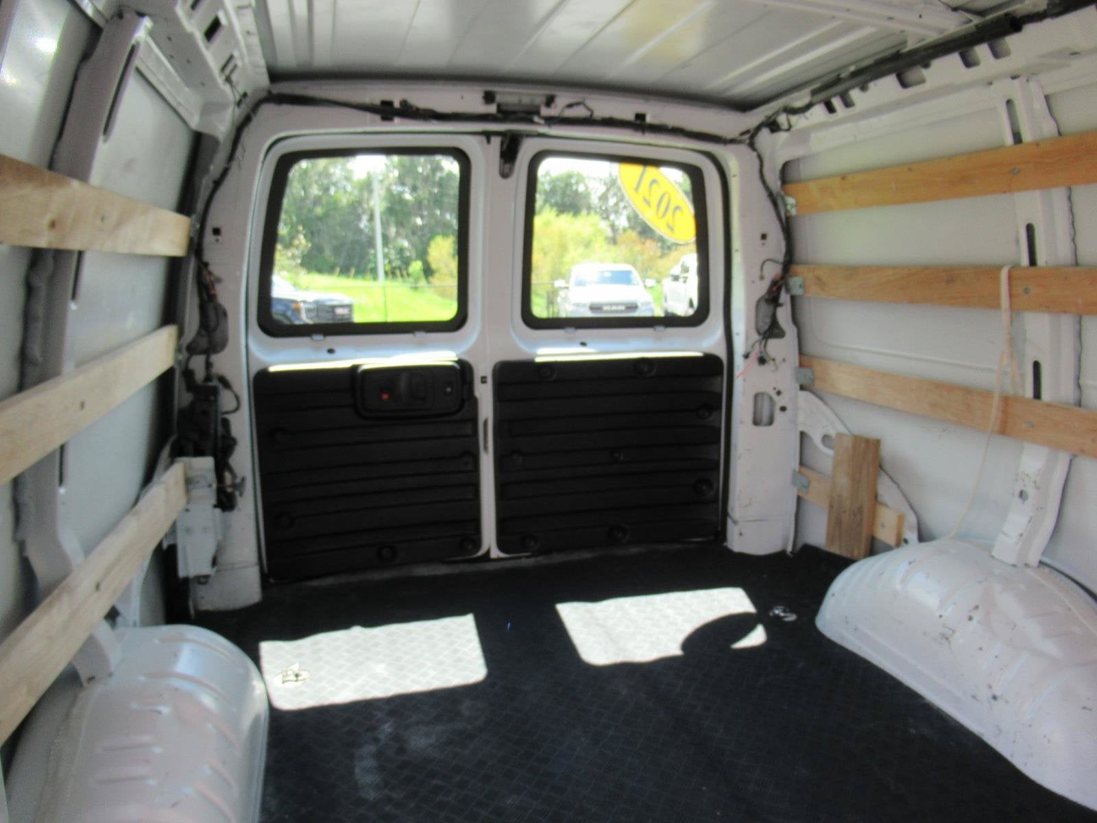 2021 GMC Savana Cargo 2500 VAN 2500 135" RWD