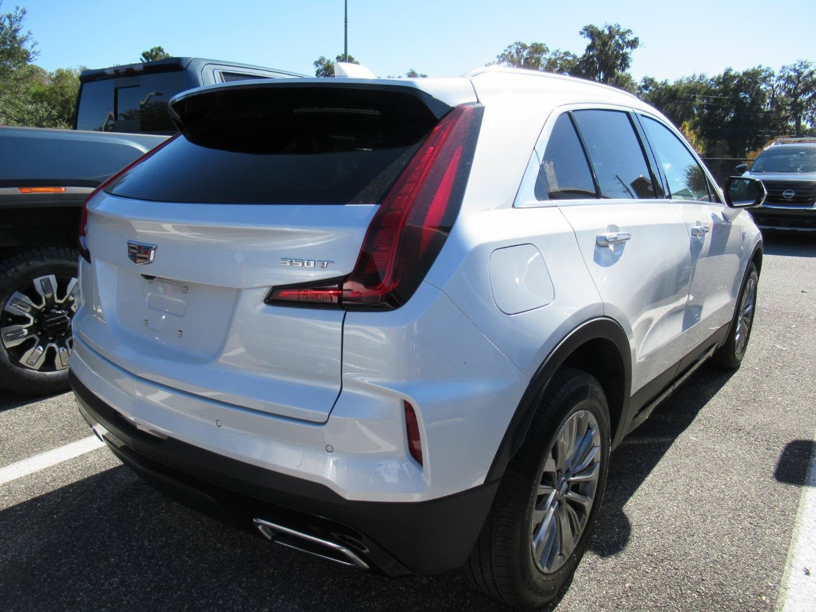 2025 Cadillac XT4 Premium Luxury