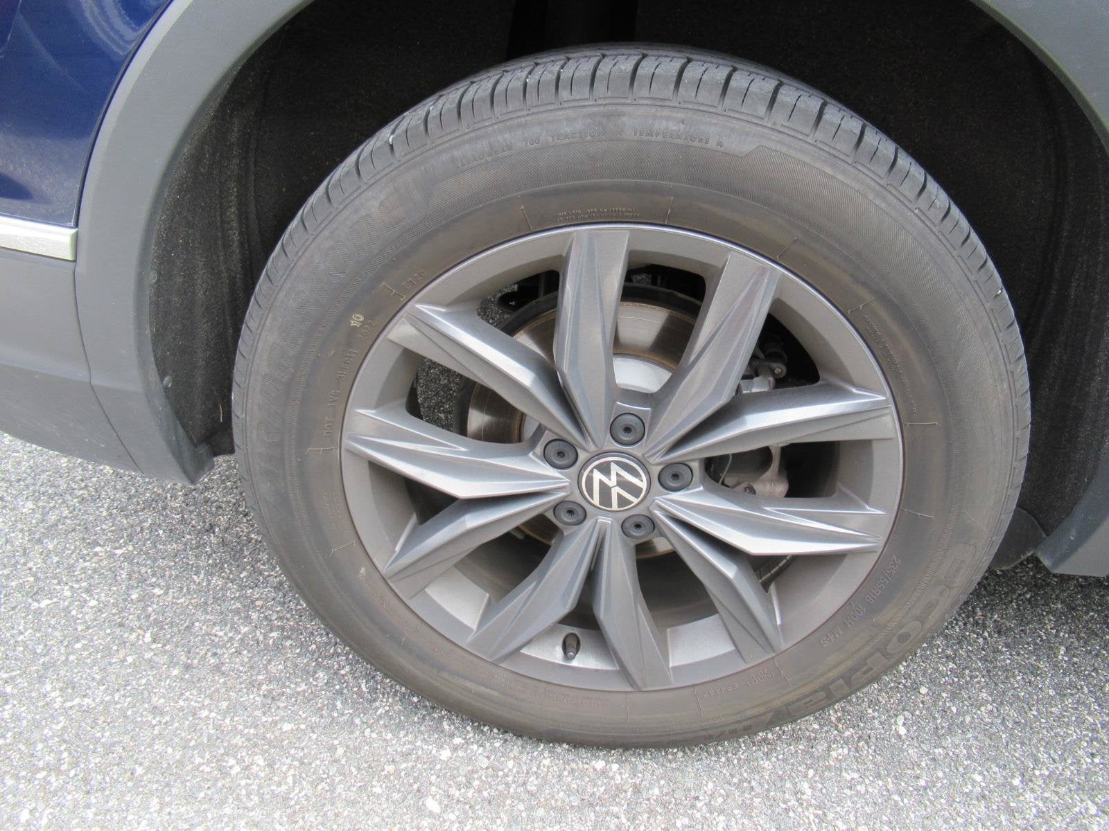 2022 Volkswagen Tiguan SE
