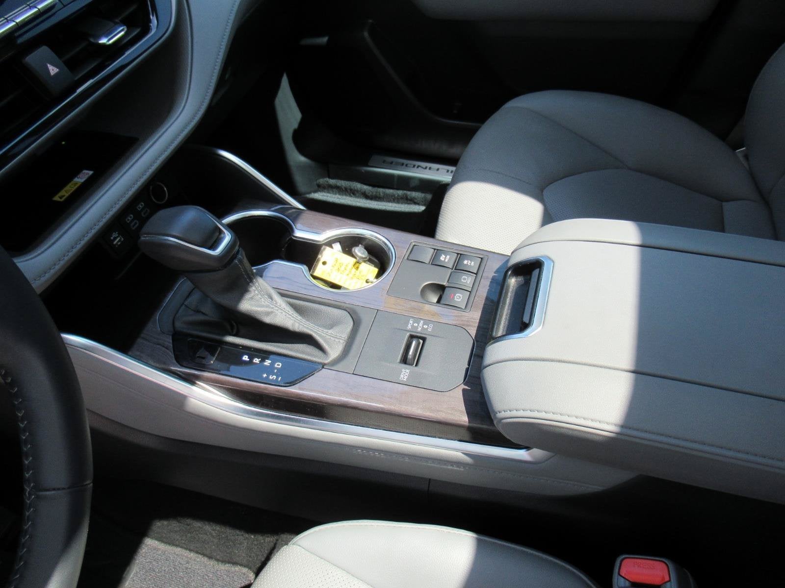2023 Toyota Highlander Hybrid Limited