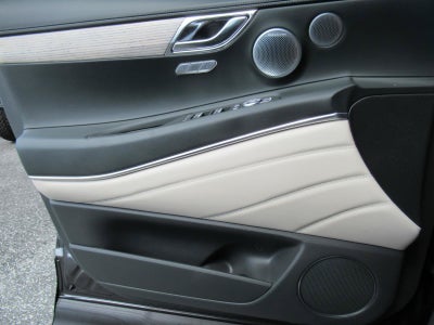 2025 Genesis GV80 2.5T Prestige