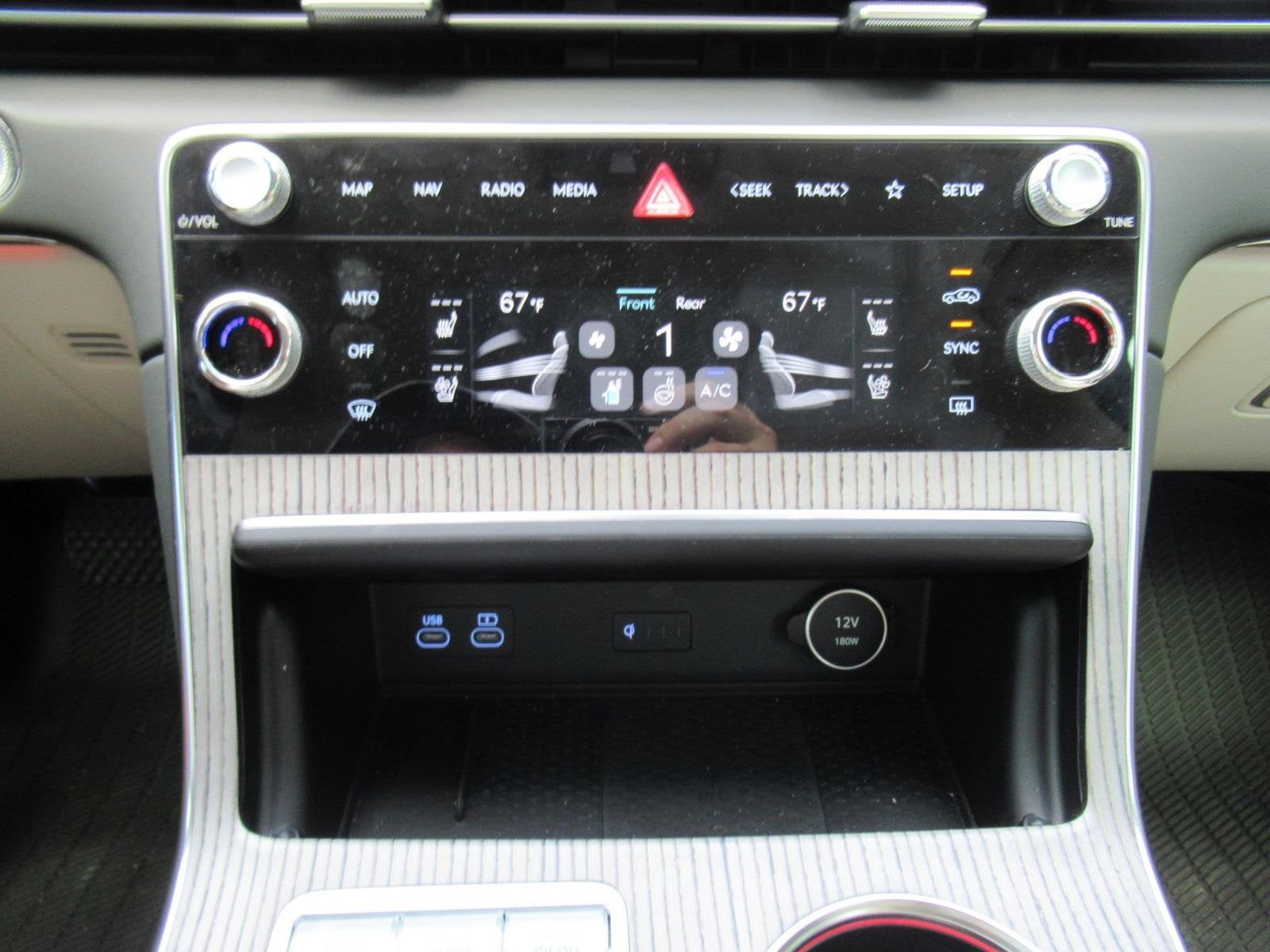2025 Genesis GV80 2.5T Prestige