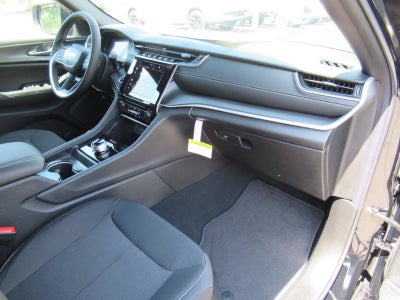 2026 Jeep Grand Cherokee GRAND CHEROKEE LAREDO 4X2