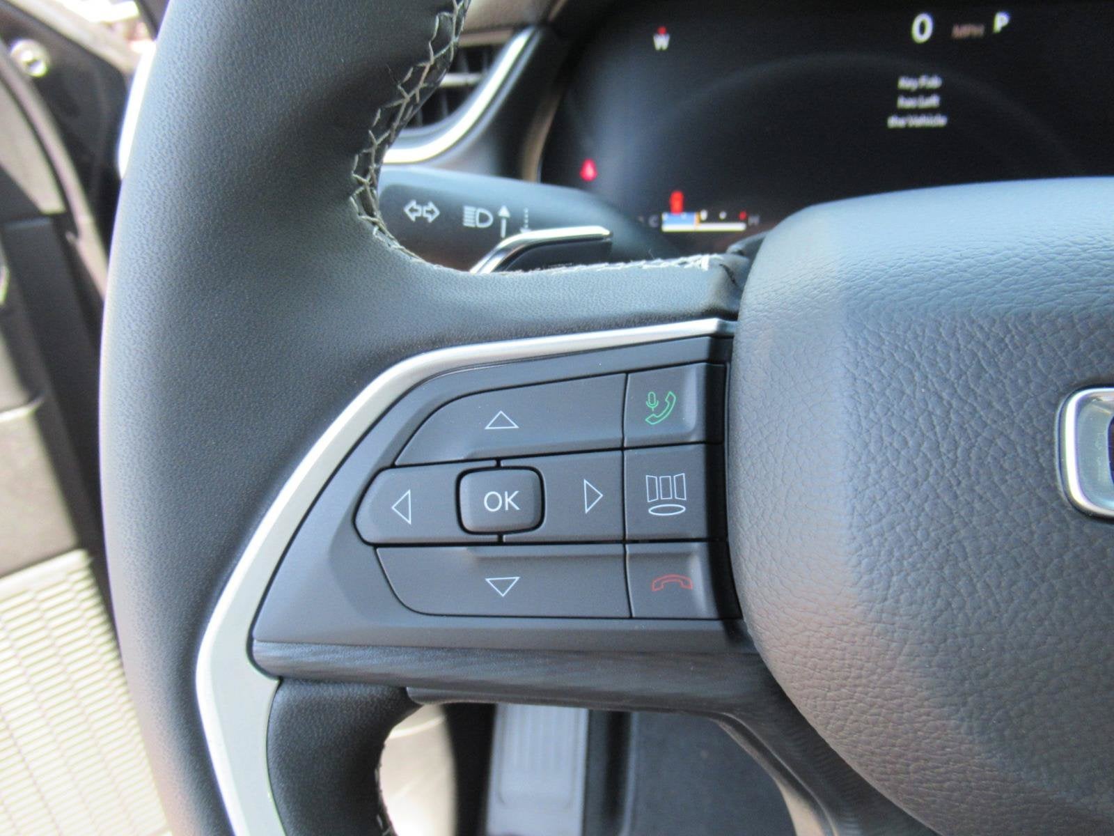2026 Jeep Grand Cherokee GRAND CHEROKEE LAREDO 4X2