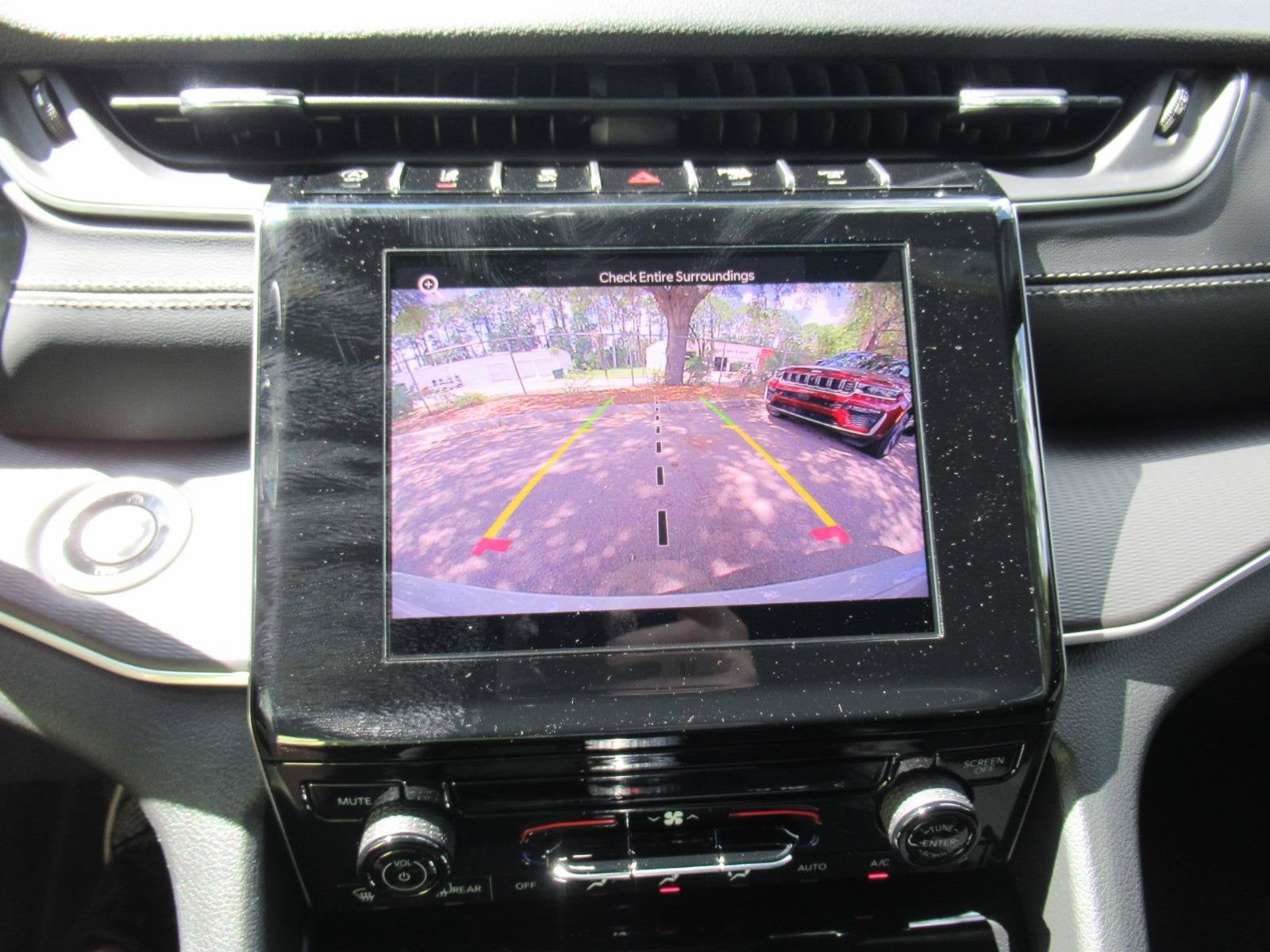 2026 Jeep Grand Cherokee GRAND CHEROKEE LAREDO 4X2