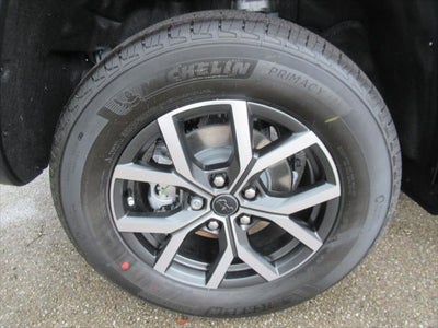 2027 Jeep Grand Cherokee GRAND CHEROKEE LAREDO X 4X2