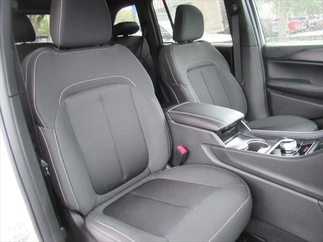 2027 Jeep Grand Cherokee GRAND CHEROKEE LAREDO X 4X2