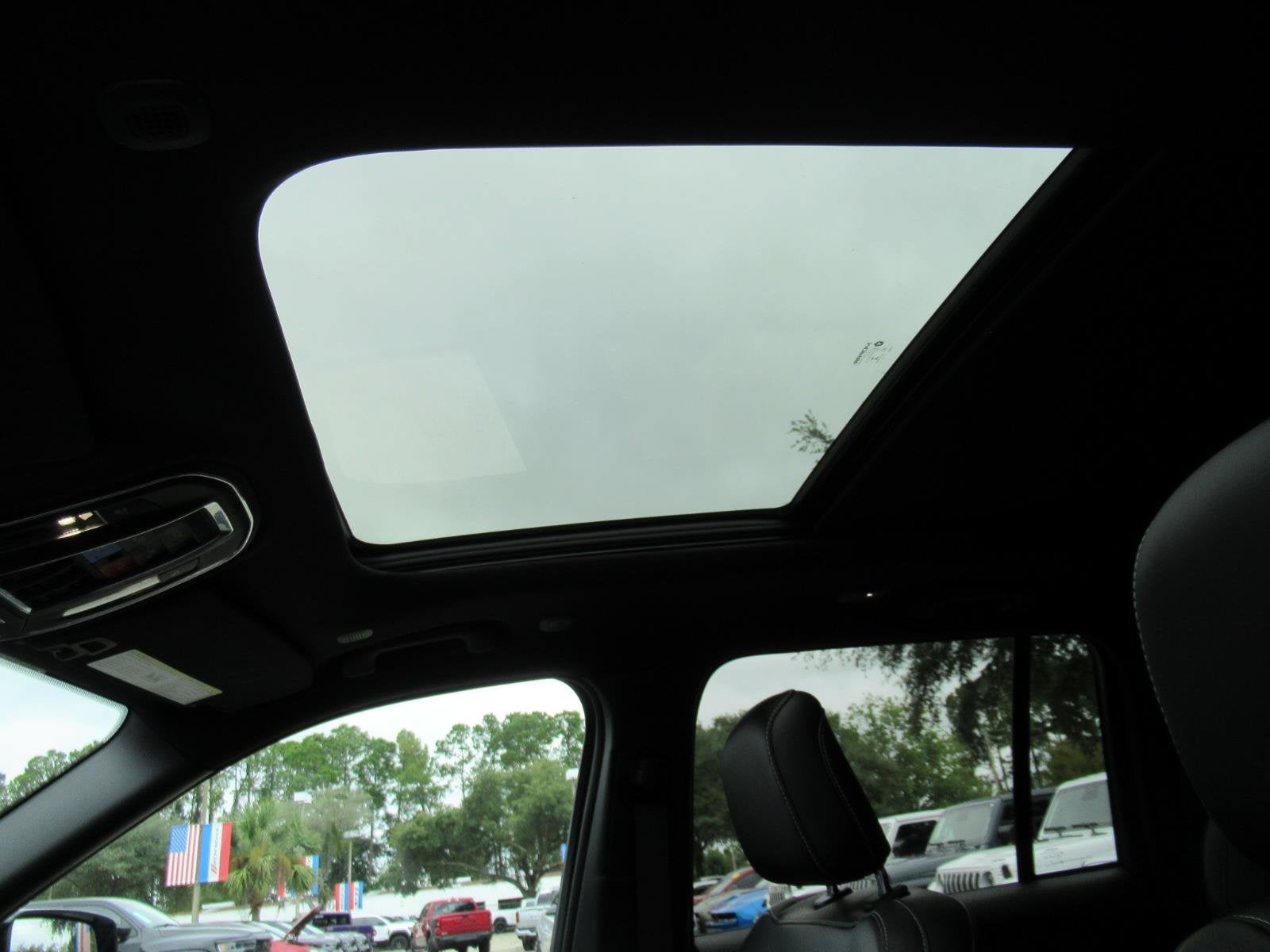 2027 Jeep Grand Cherokee GRAND CHEROKEE LIMITED 4X2