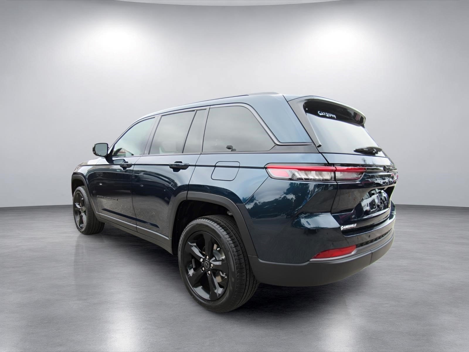 2027 Jeep Grand Cherokee GRAND CHEROKEE LIMITED 4X2