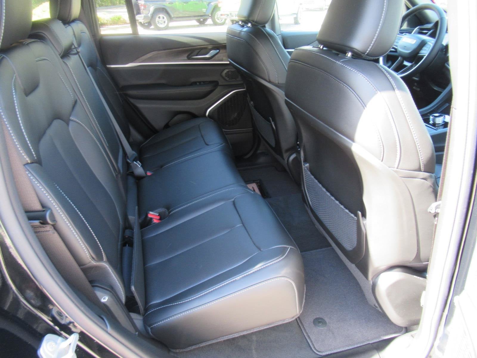 2026 Jeep Grand Cherokee GRAND CHEROKEE LIMITED 4X2