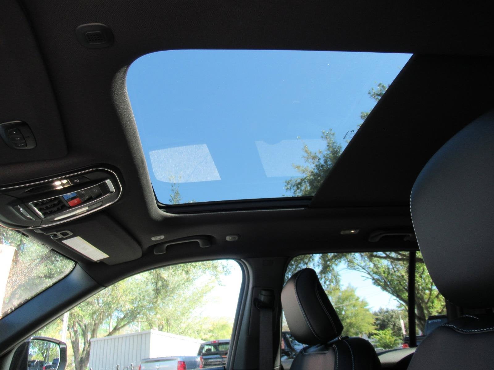 2027 Jeep Grand Cherokee GRAND CHEROKEE LIMITED 4X2