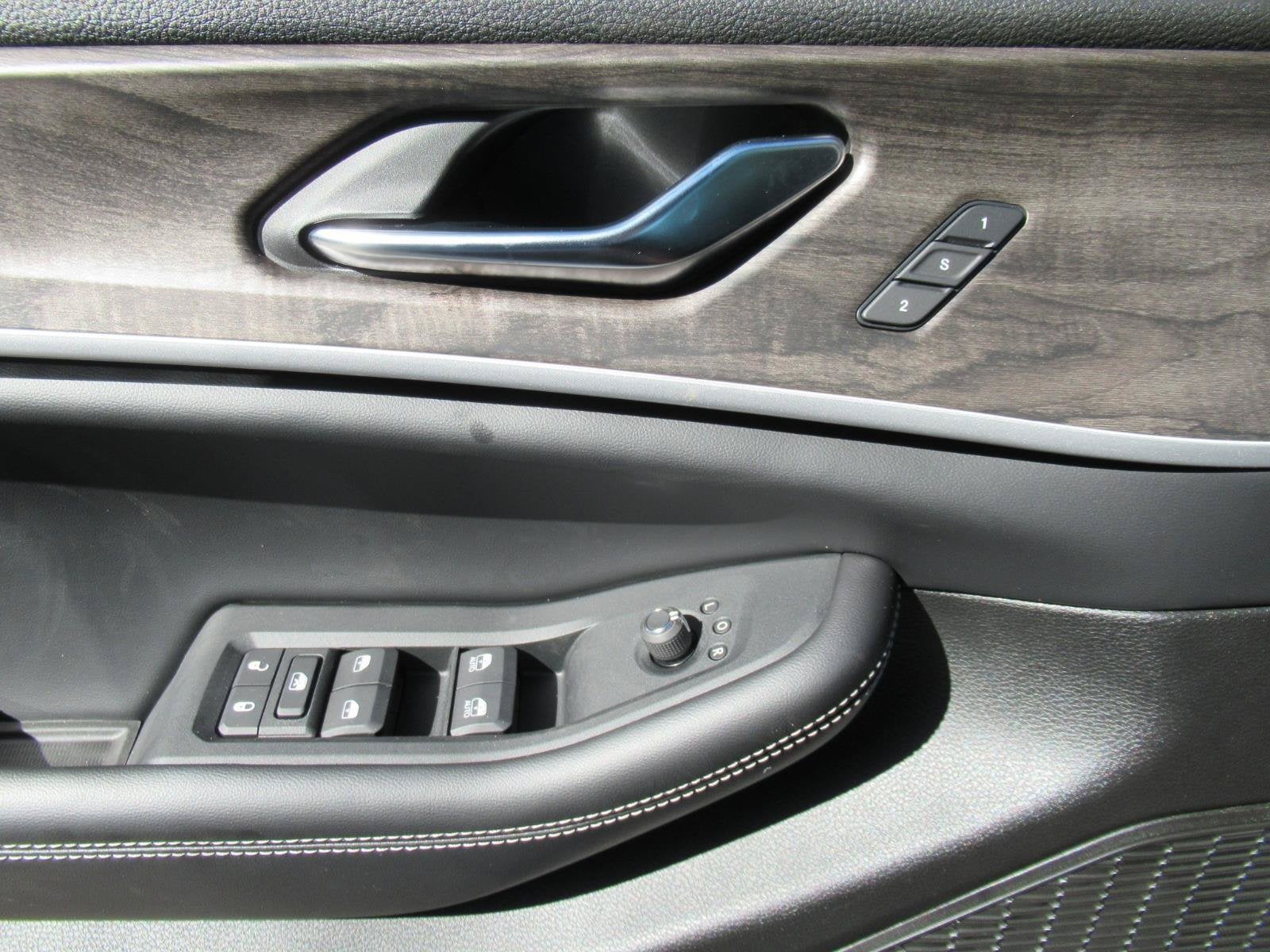 2027 Jeep Grand Cherokee GRAND CHEROKEE LIMITED 4X2