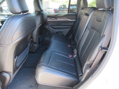 2027 Jeep Grand Cherokee GRAND CHEROKEE LIMITED 4X2