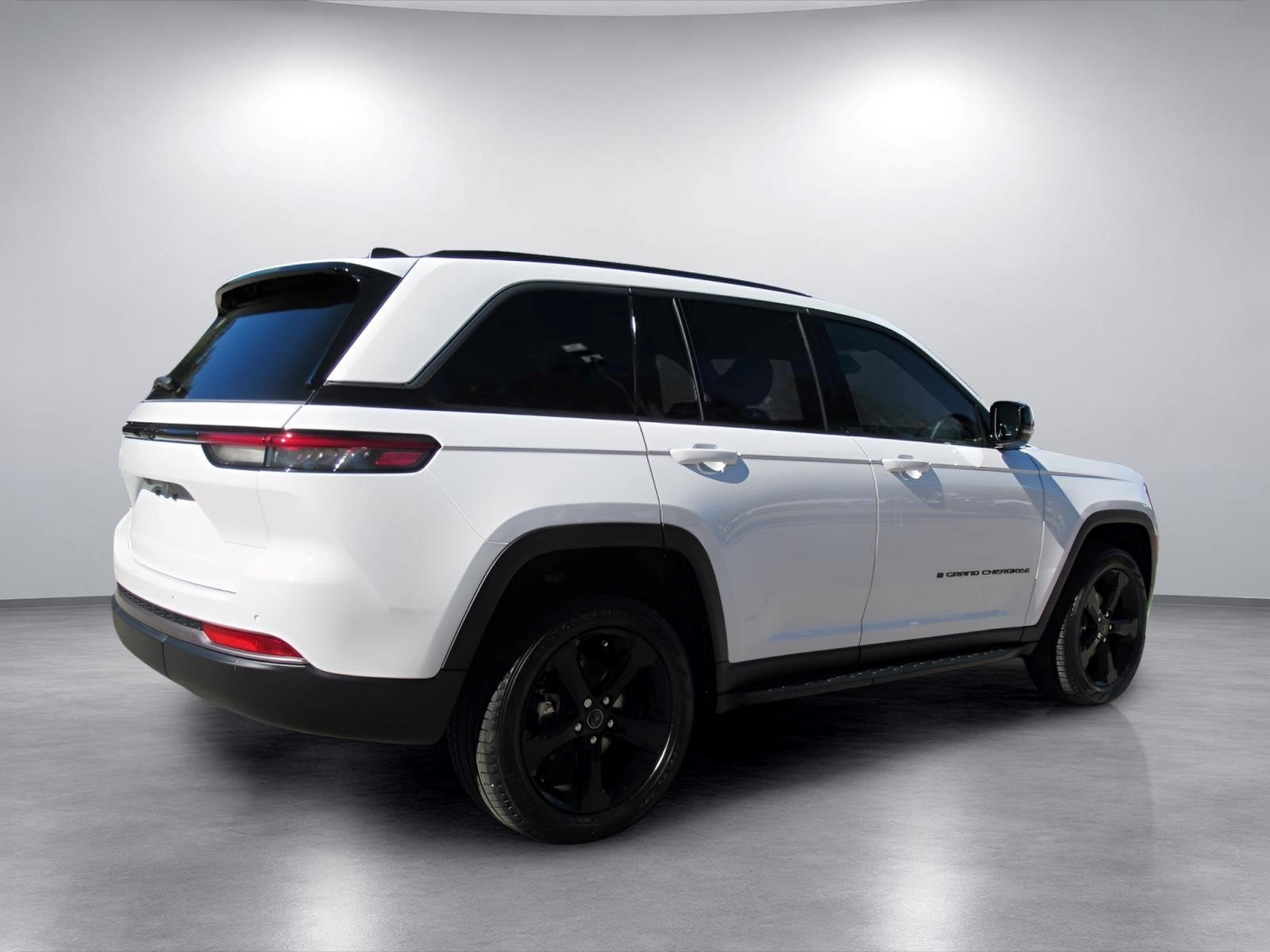 2027 Jeep Grand Cherokee GRAND CHEROKEE LIMITED 4X2