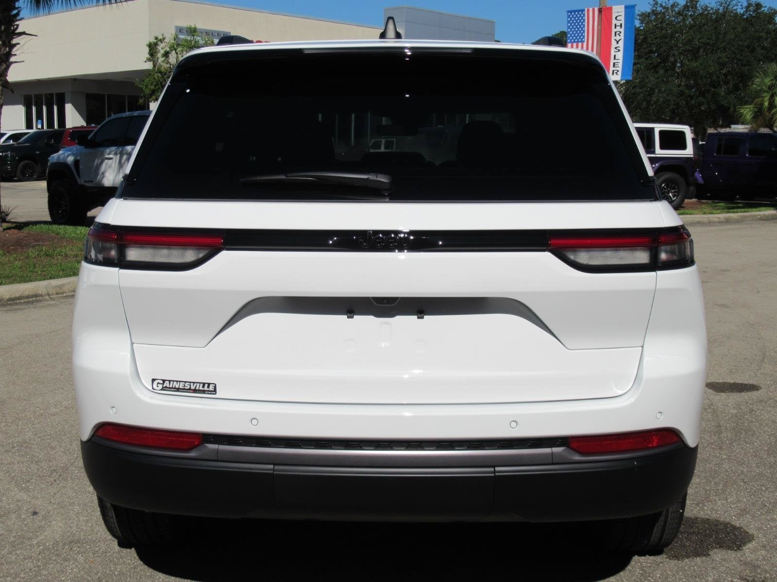 2027 Jeep Grand Cherokee GRAND CHEROKEE LIMITED 4X2