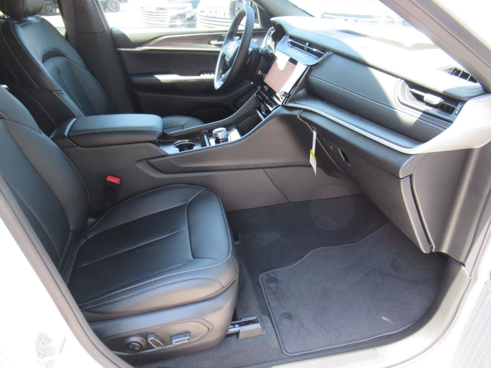 2026 Jeep Grand Cherokee GRAND CHEROKEE LIMITED 4X2