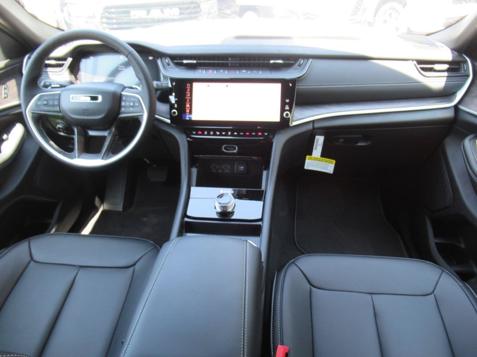 2026 Jeep Grand Cherokee GRAND CHEROKEE LIMITED 4X2