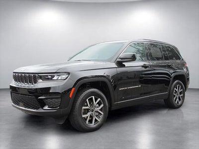 2027 Jeep Grand Cherokee GRAND CHEROKEE LAREDO X 4X4