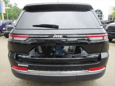 2027 Jeep Grand Cherokee GRAND CHEROKEE LAREDO X 4X4