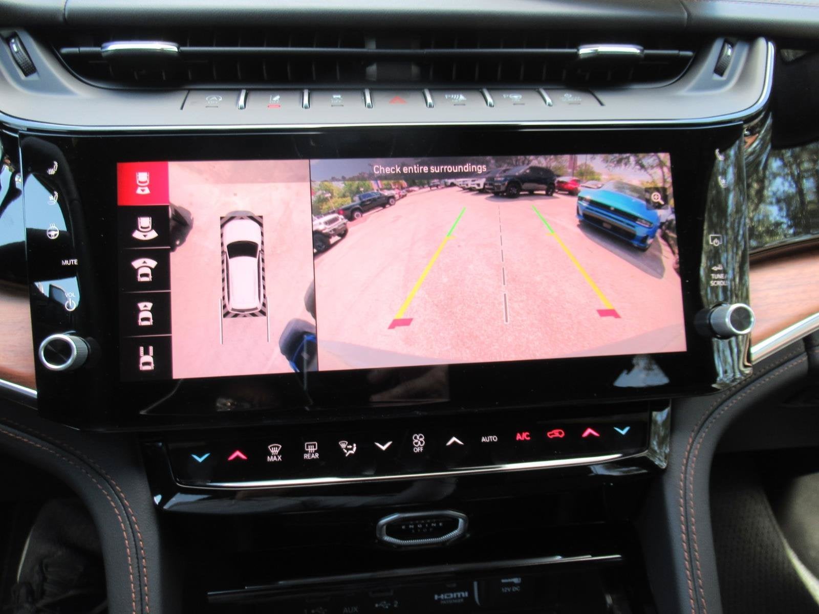 2027 Jeep Grand Cherokee GRAND CHEROKEE SUMMIT 4X4