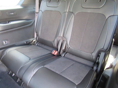 2027 Jeep Grand Cherokee GRAND CHEROKEE L LAREDO ALTITUDE 4X2