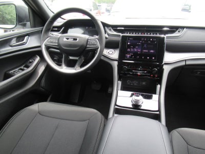 2026 Jeep Grand Cherokee GRAND CHEROKEE L LAREDO X 4X4