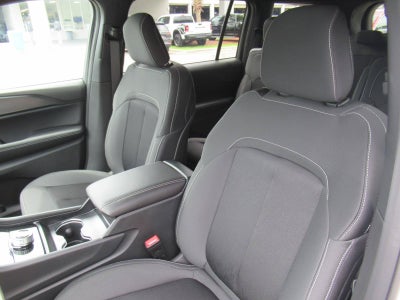 2026 Jeep Grand Cherokee GRAND CHEROKEE L LAREDO X 4X4
