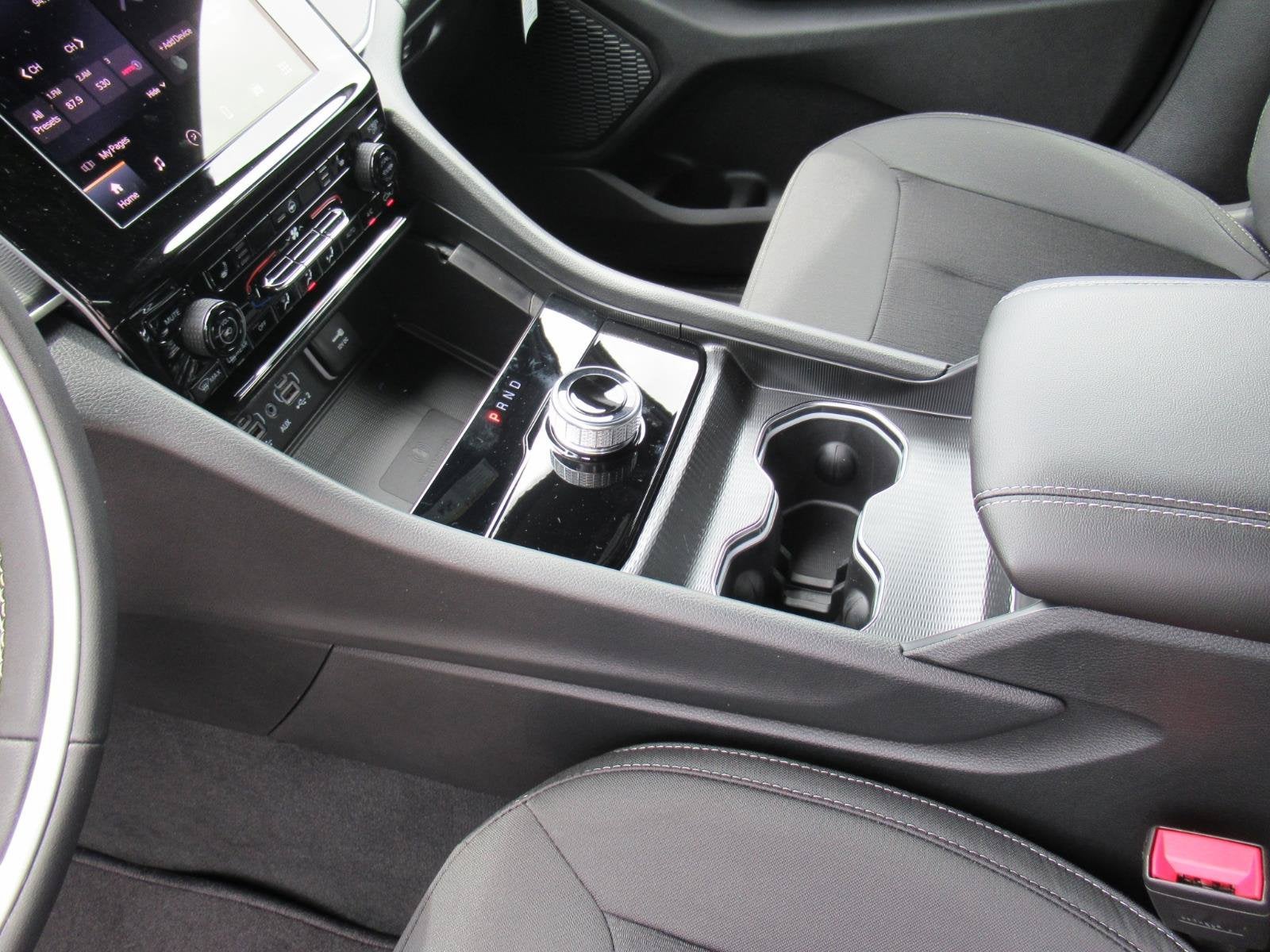 2026 Jeep Grand Cherokee GRAND CHEROKEE L LAREDO X 4X4