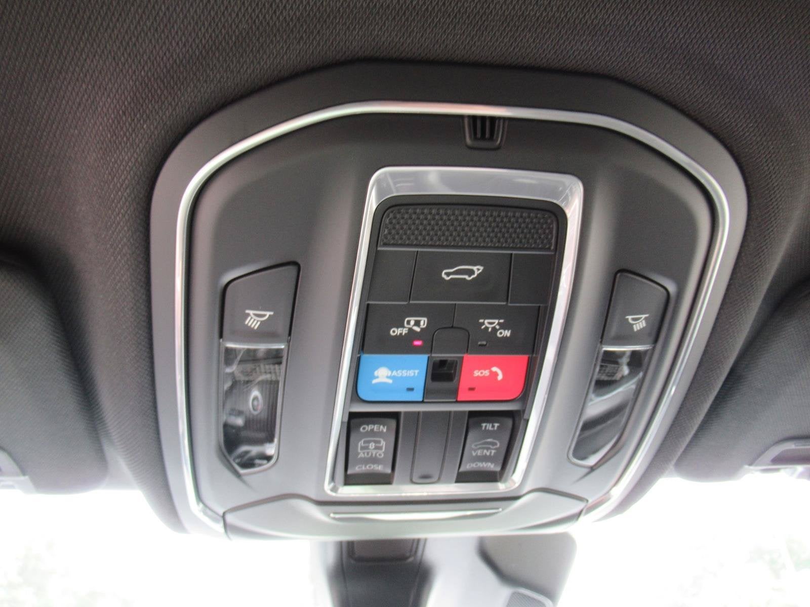 2026 Jeep Grand Cherokee GRAND CHEROKEE L LAREDO X 4X4